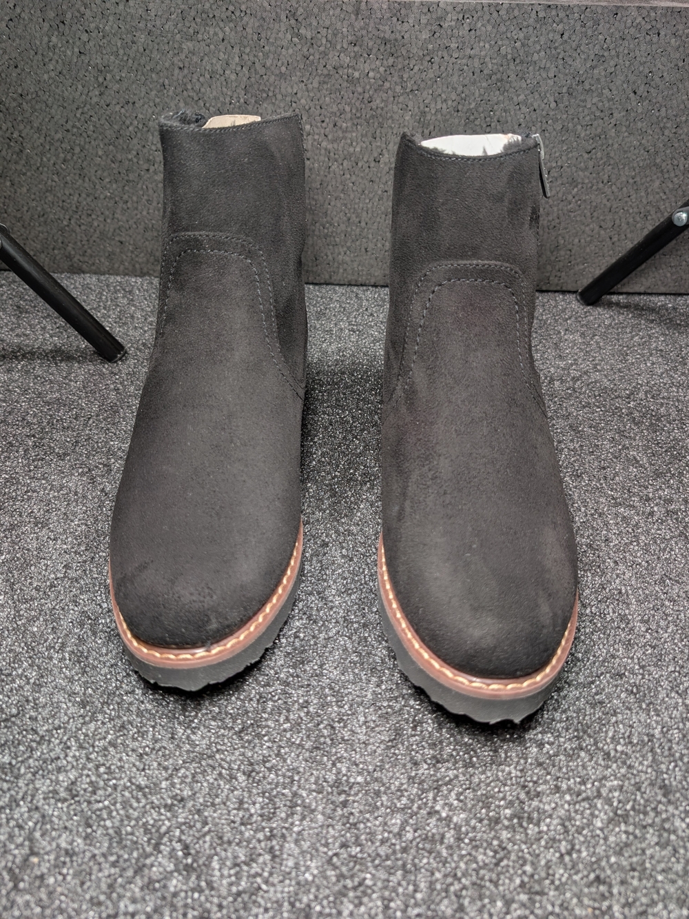 ROXY Jovie Fur Women’s Size 9 Black Faux Fur Lined Ankle Boots NWT